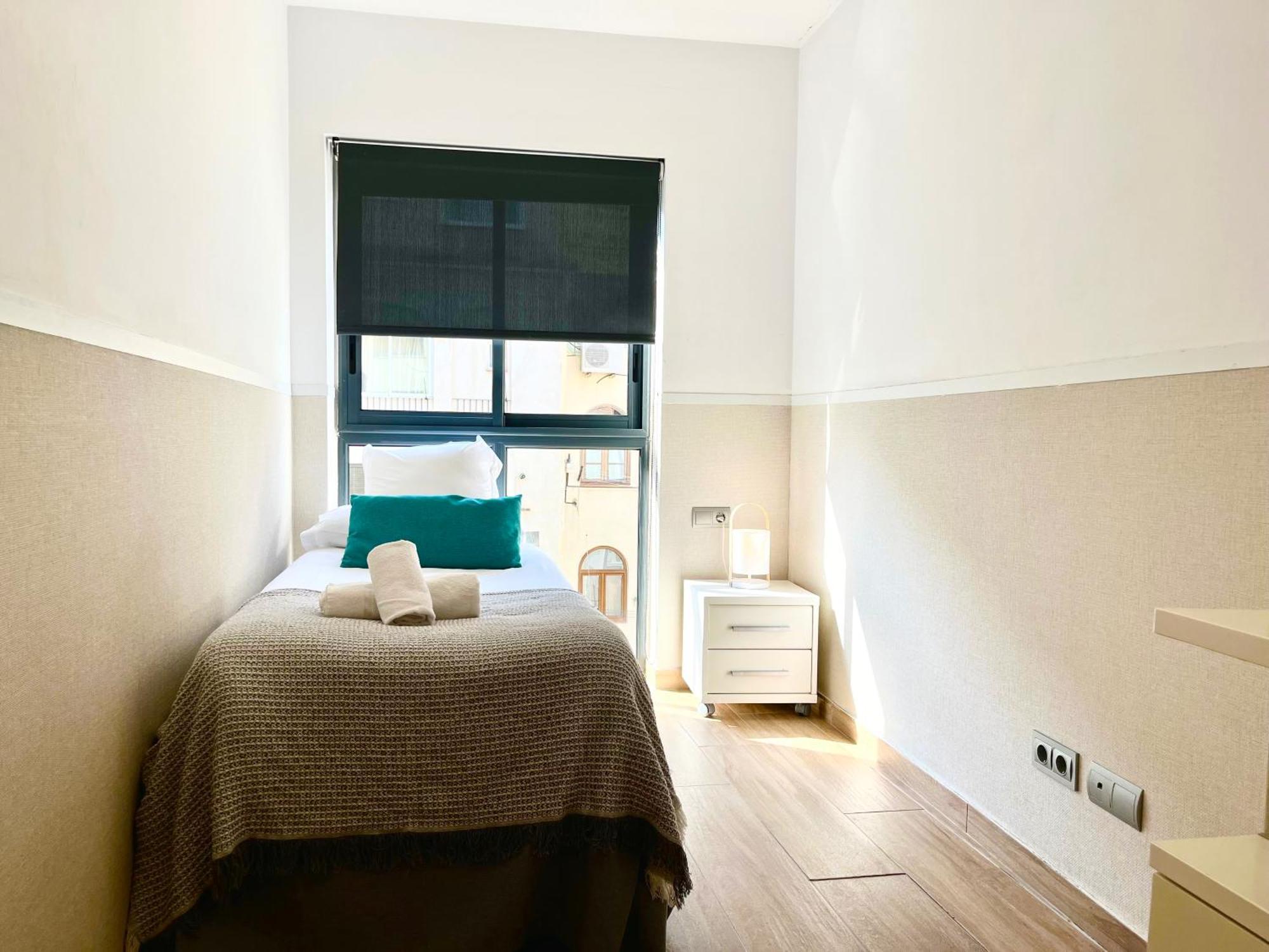 Feelathome Mozart Apartments Барселона Екстериор снимка