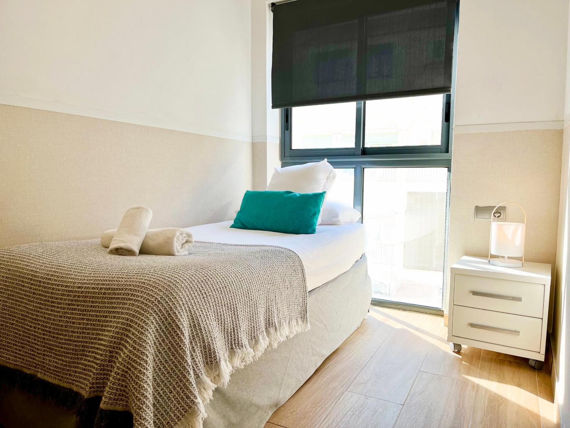 Feelathome Mozart Apartments Барселона Екстериор снимка