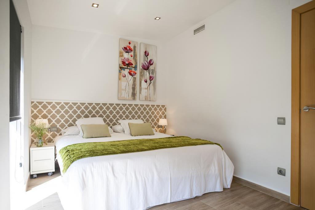 Feelathome Mozart Apartments Барселона Екстериор снимка